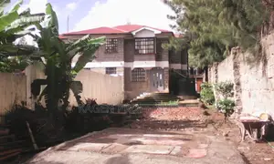 5bdrm Maisonette in Nkoroi for sale
