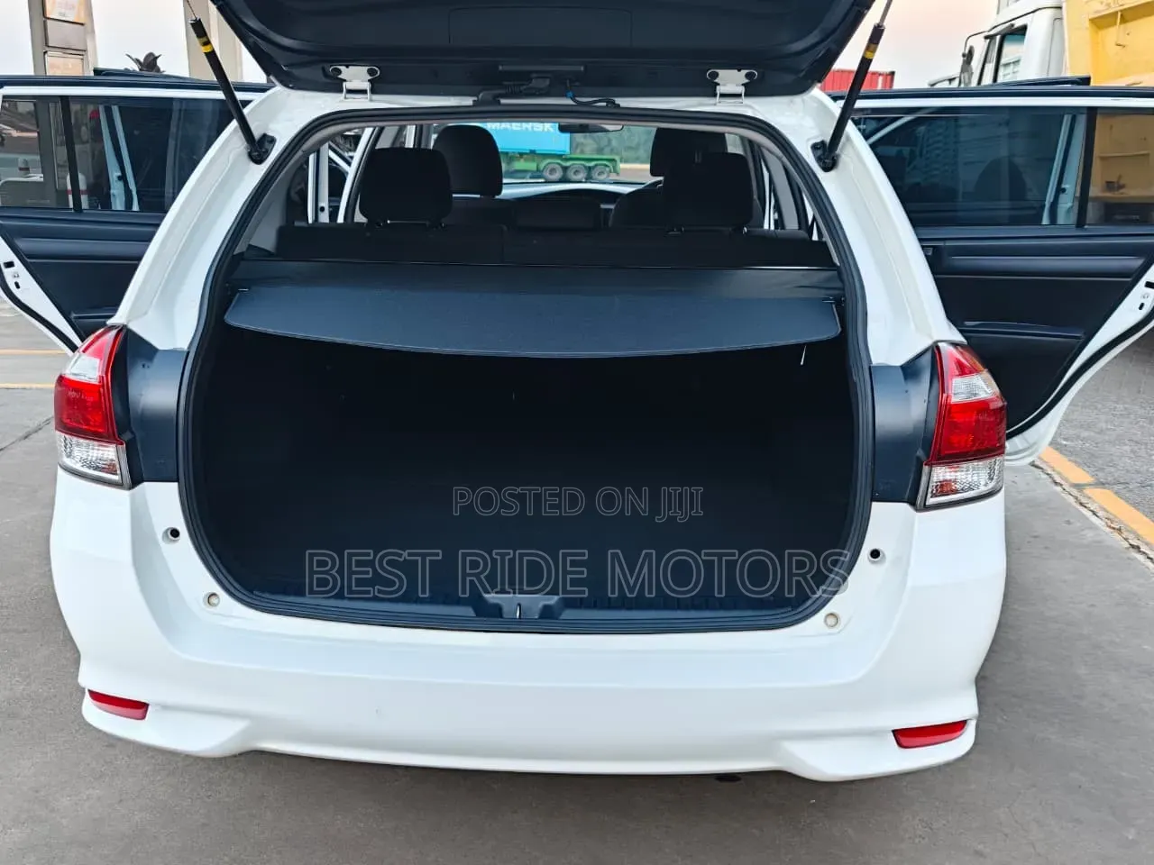 Toyota Corolla Fielder 2019 White
