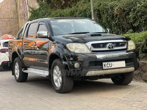 Toyota Hilux 3.0 D-4D 4x4 2012 Black