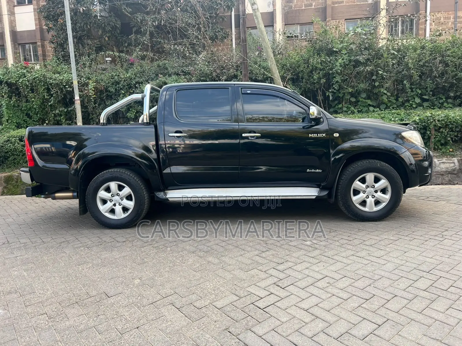 Toyota Hilux 3.0 D-4D 4x4 2012 Black