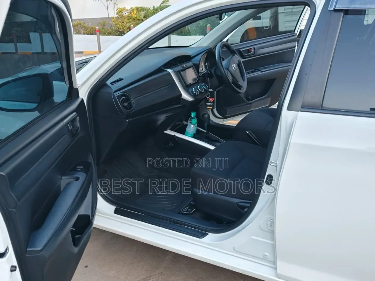 Toyota Corolla Fielder 2019 White