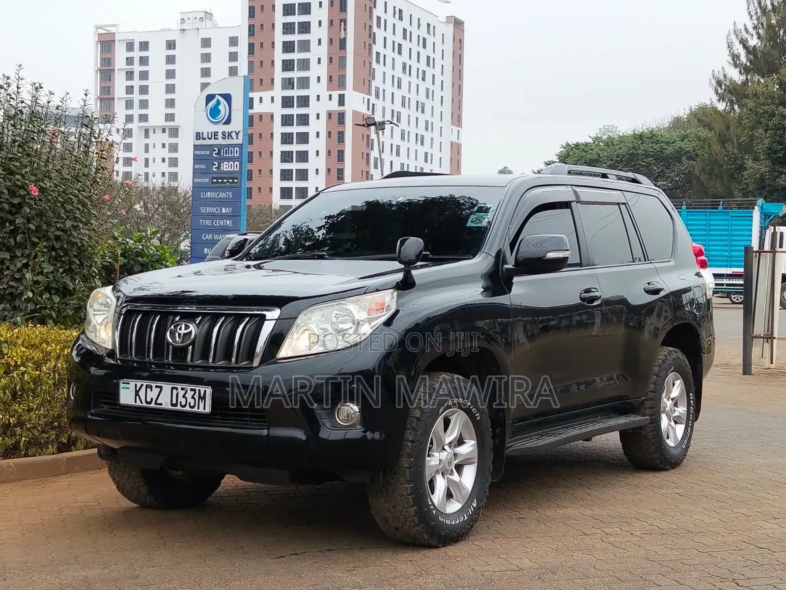 Toyota Land Cruiser Prado 2013
