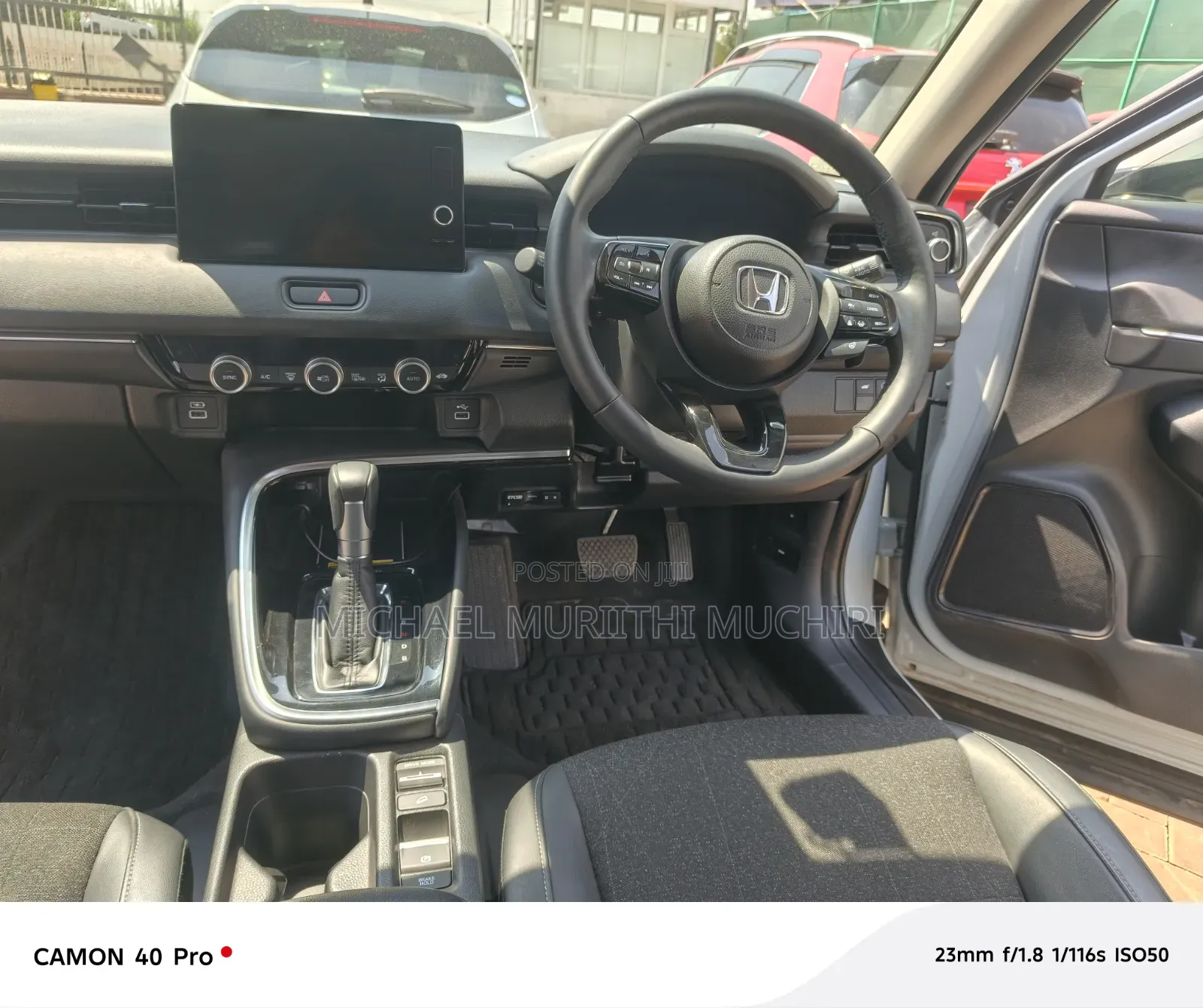 Honda Vezel 2021 Off white