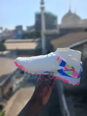 Phantom Trainer Boots