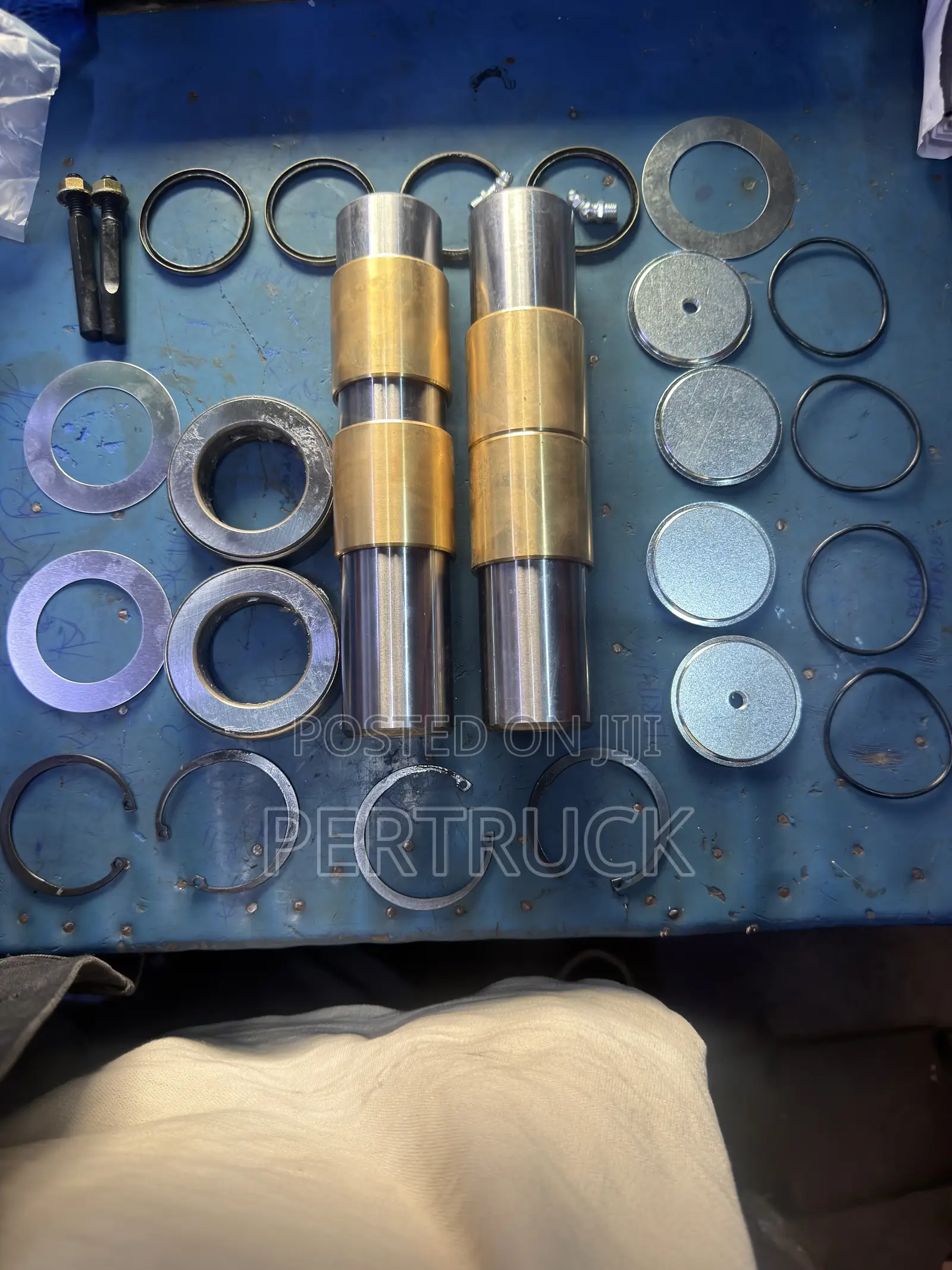 KingPin Kit Front Fuso FJ