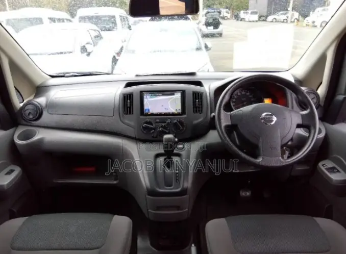 Nissan NV200 2019 Grey