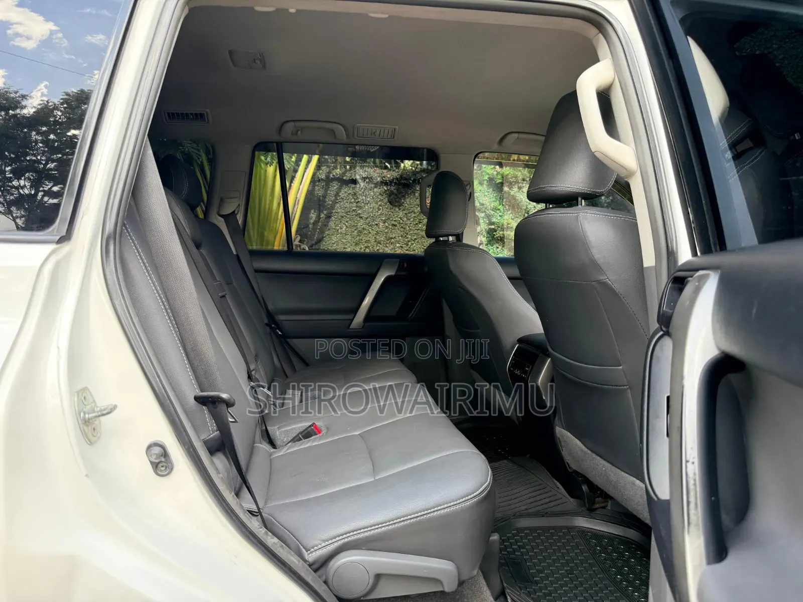 Toyota Land Cruiser Prado 2012 Off white