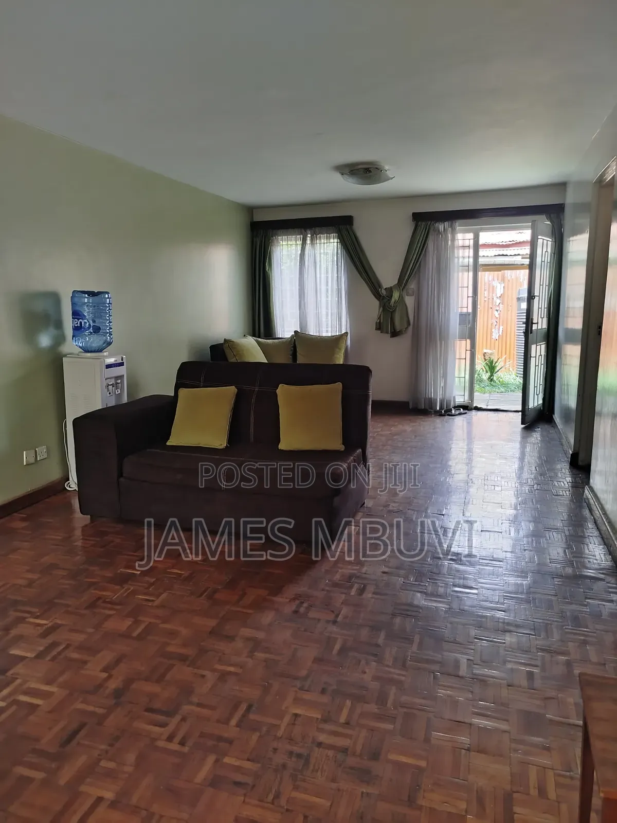 3bdrm Maisonette in Valley Arcade for rent