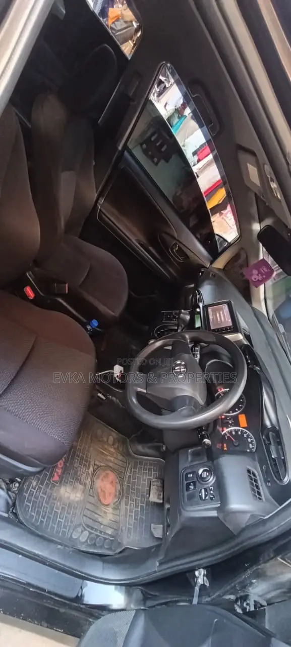 Toyota Wish 2017 Black