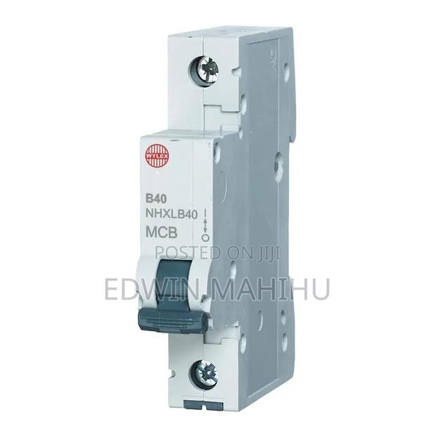 Single Pole Circuit Breaker - thumbnail 2