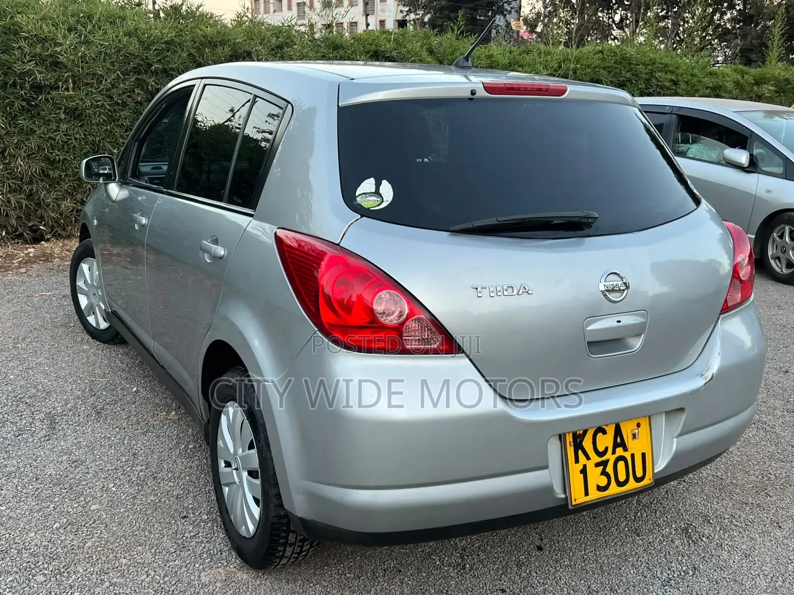 Nissan Tiida 2007 Silver