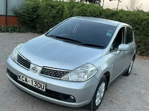 Nissan Tiida 2007 Silver