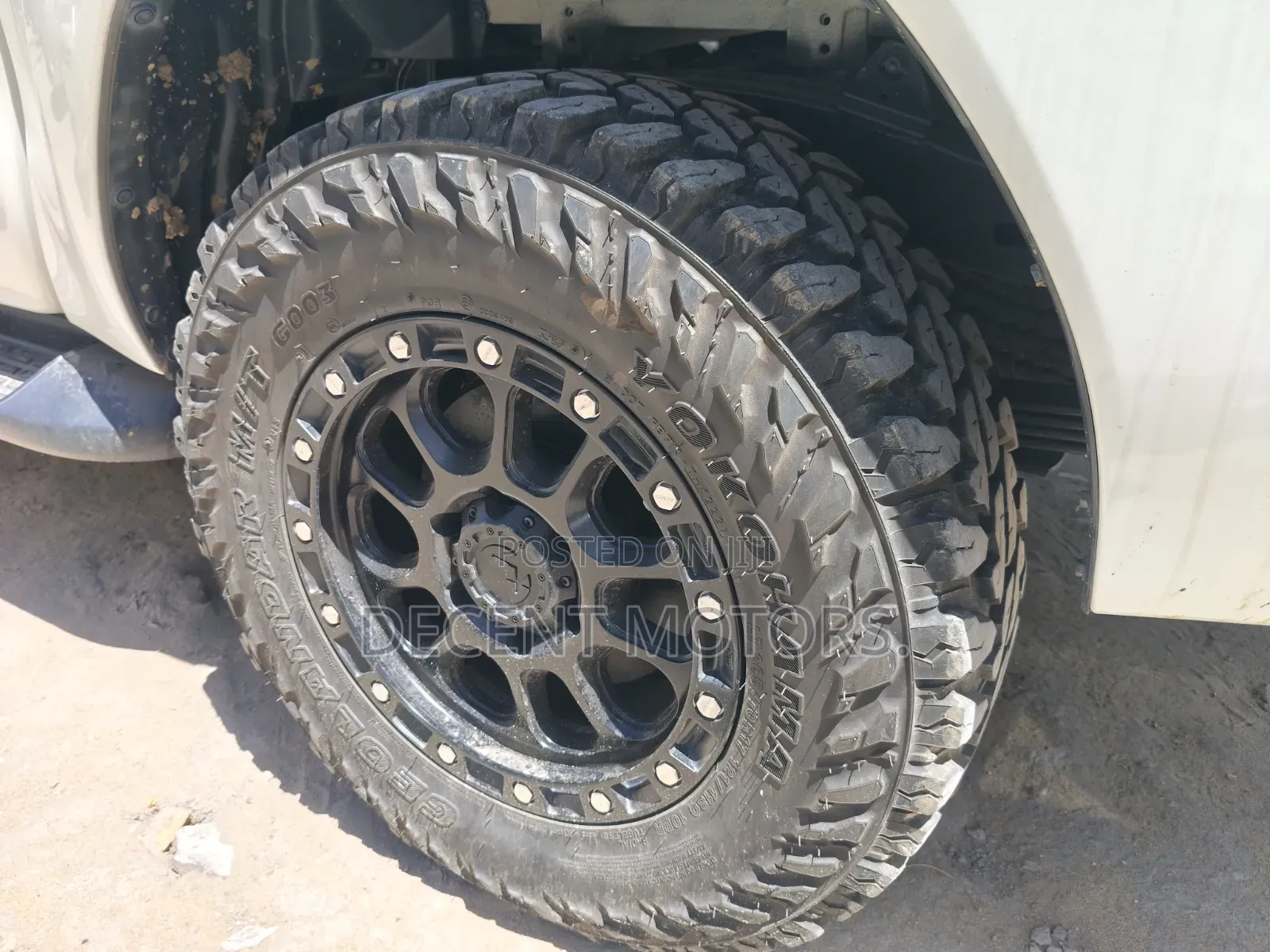 Toyota Hilux 2020 White