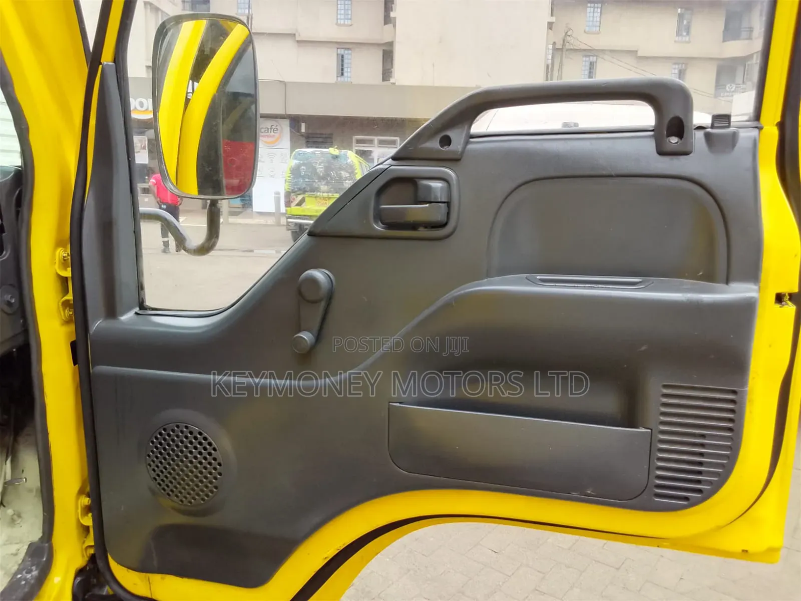 Isuzu NQR 2020 Yellow