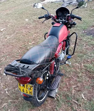 Bajaj Boxer 2019 Red