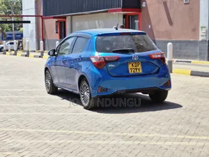 Toyota Vitz 2017 Blue