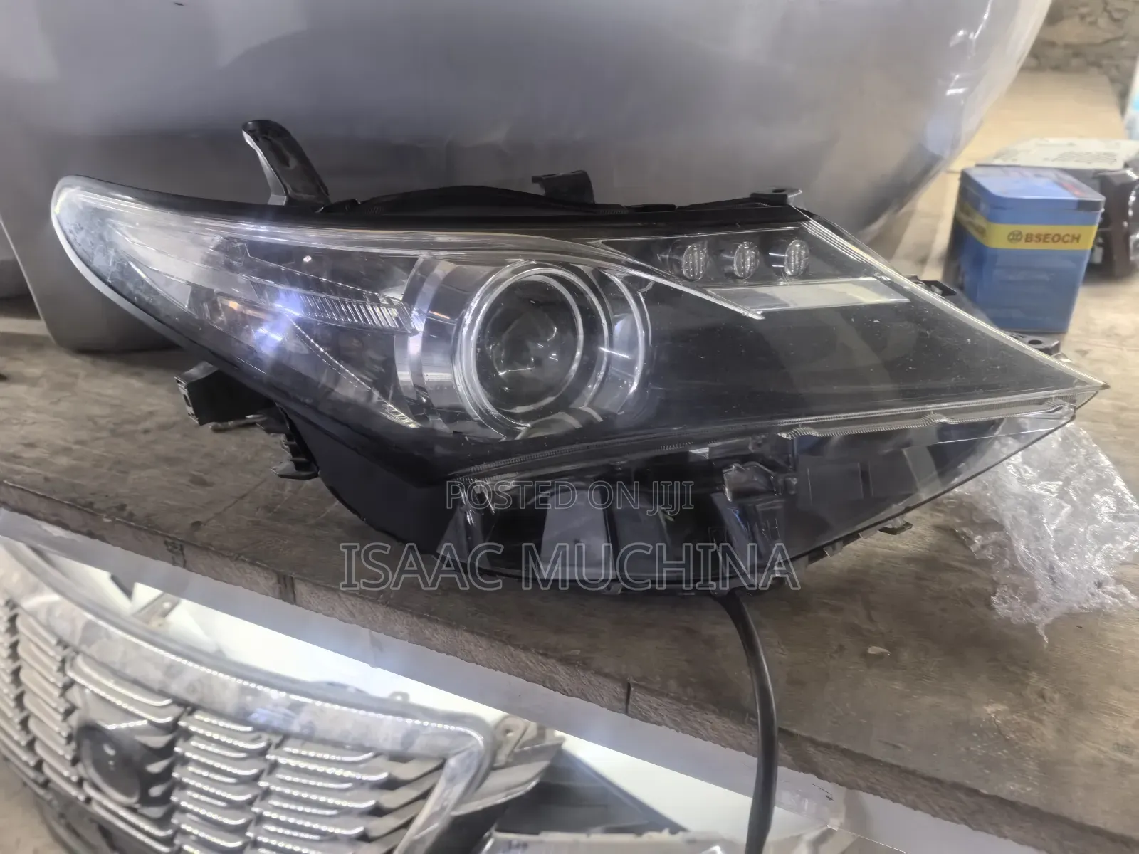 Auris 2012 Headlight