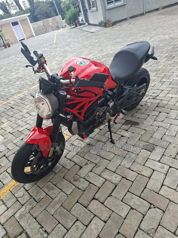 Ducati 2014 Red - thumbnail 6