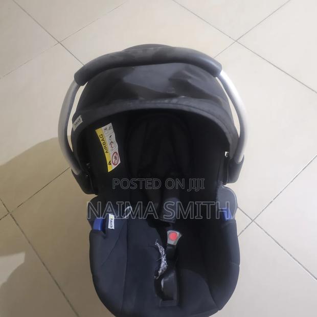 Baby Car Seat - thumbnail 2