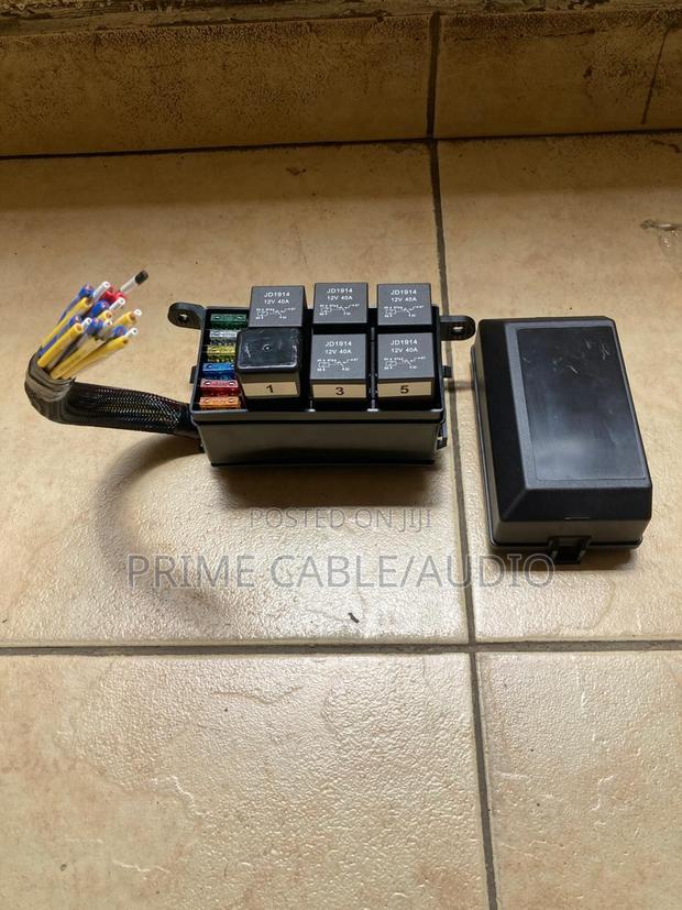 12V 6-Relay Automotive Fuse Relay Distribution Box,