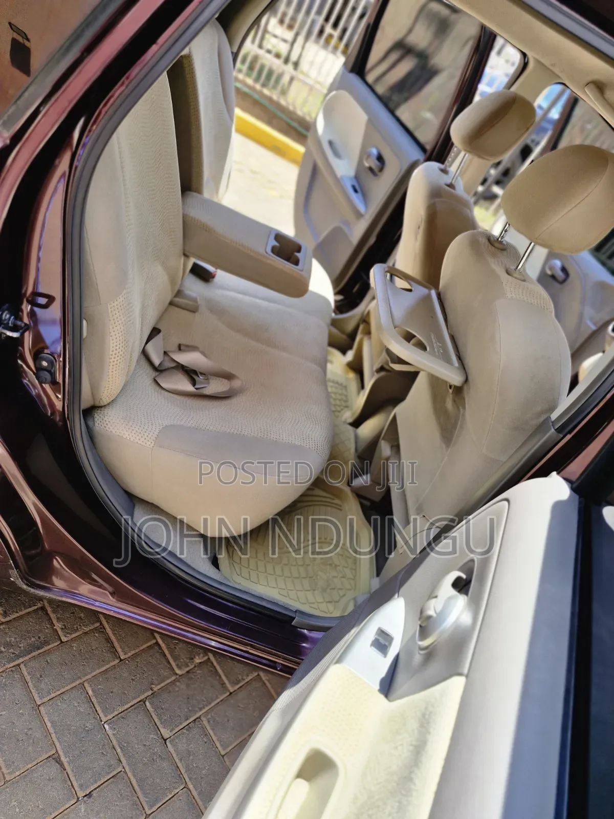 Nissan Note 2010 Burgundy