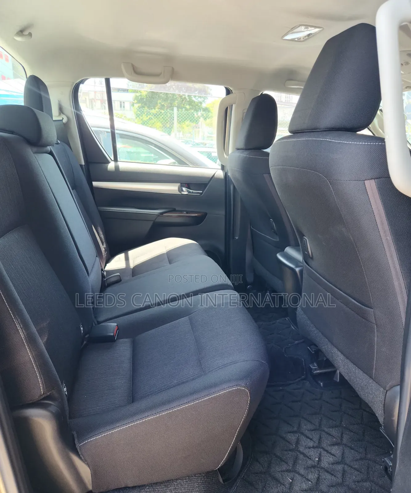 Toyota Hilux 2021 Gray