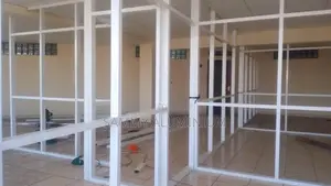 Smart Office Partitions With Aluminium Works