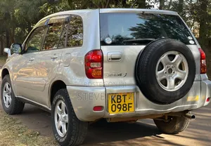 Toyota RAV4 2005 Silver