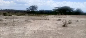 Prime.land.for.sale 6 Acres Touching Nakuru Nairobi Highway