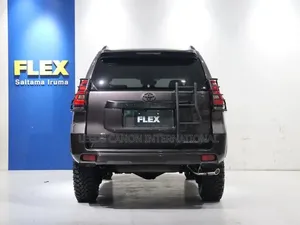 Toyota Land Cruiser Prado 2021 Gray