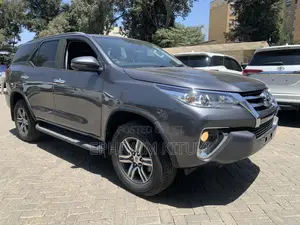 Toyota Fortuner 2019 Gray