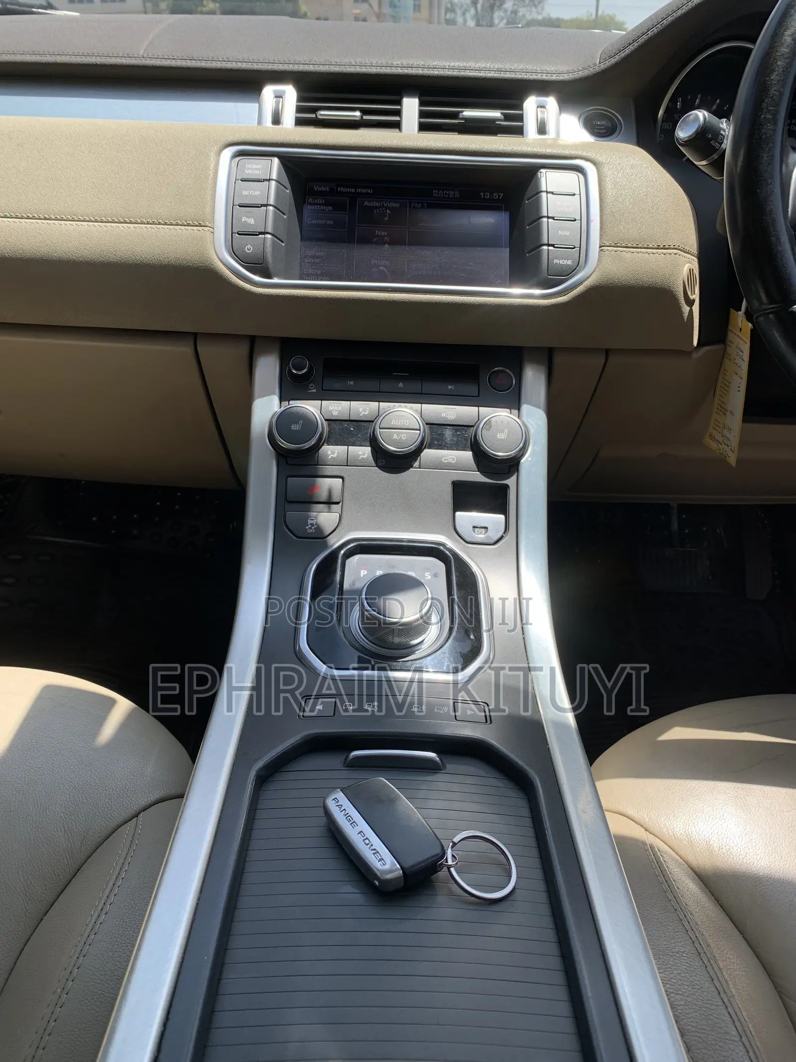 Land Rover Range Rover Evoque 2012 Red