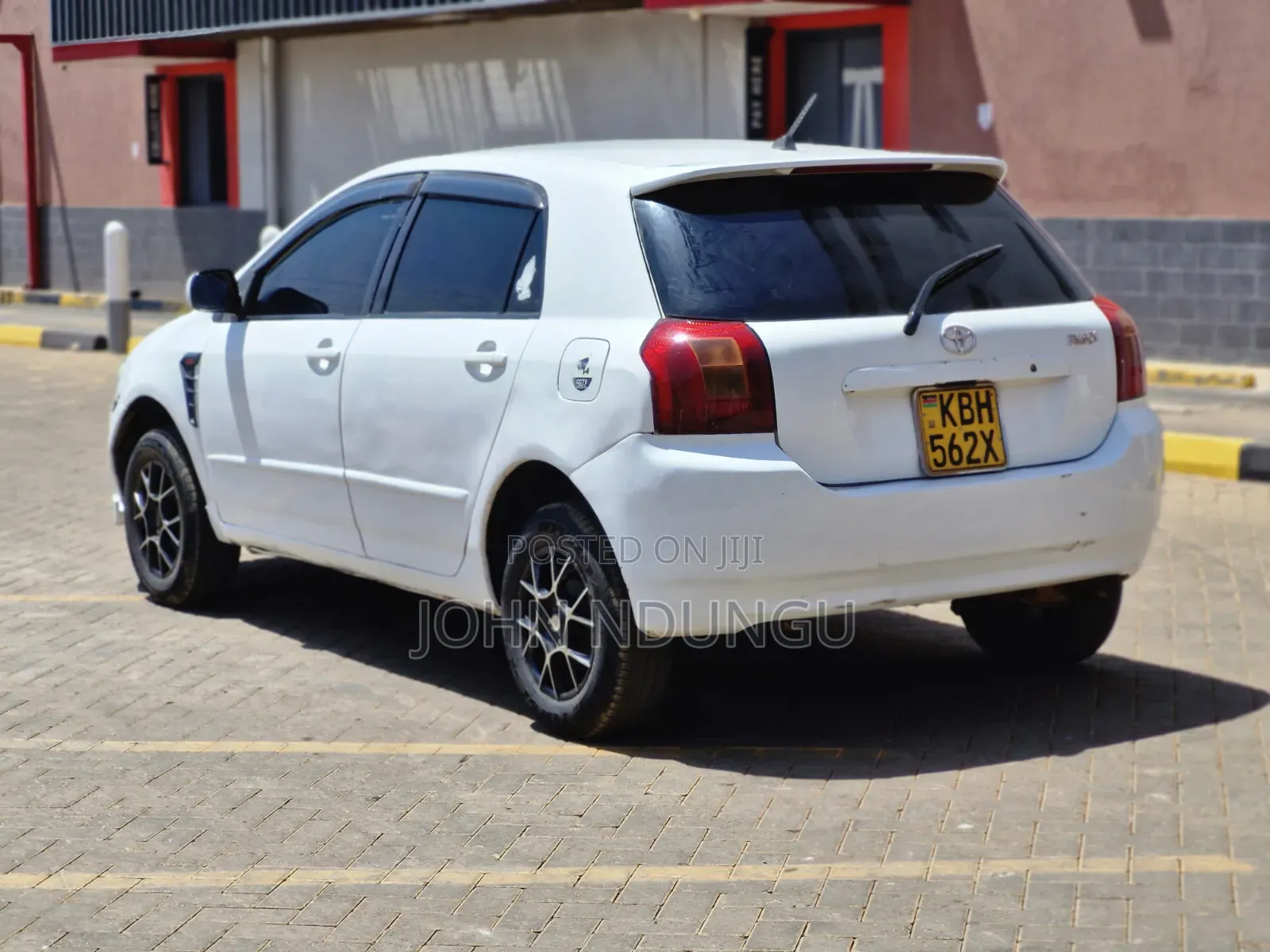 Toyota Corolla RunX 2003 White