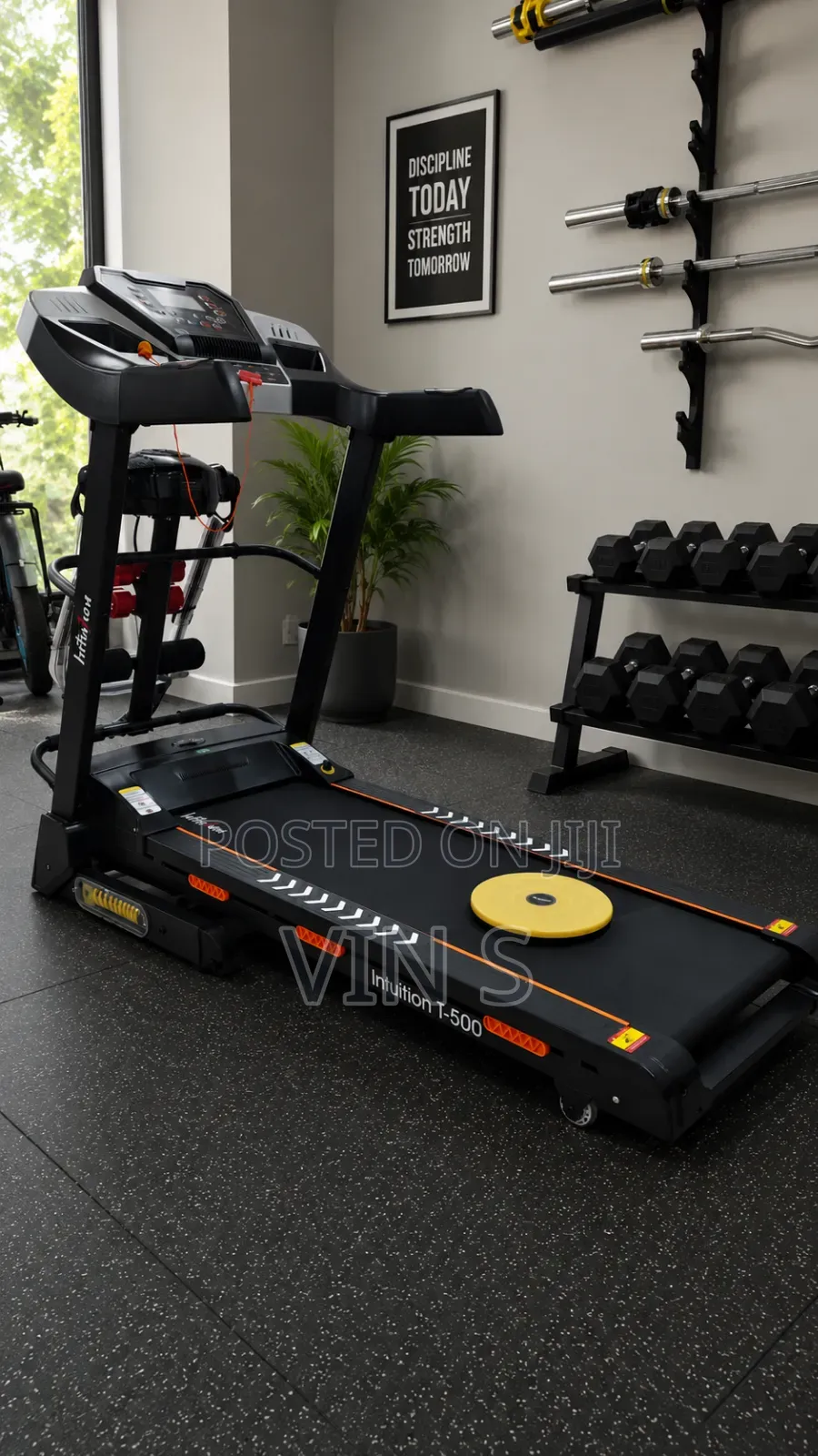 Intuition T-500 Treadmill" Trêadmill Intúition