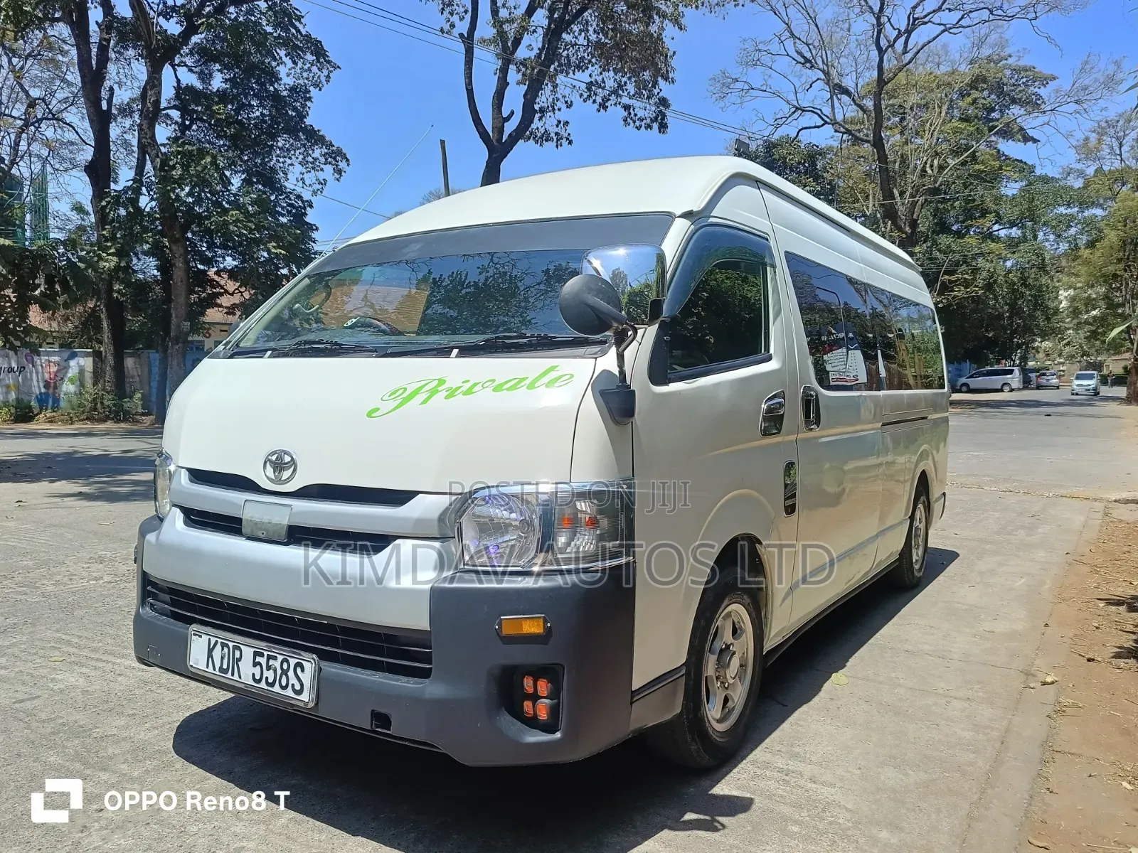 Toyota HiAce 2019 White