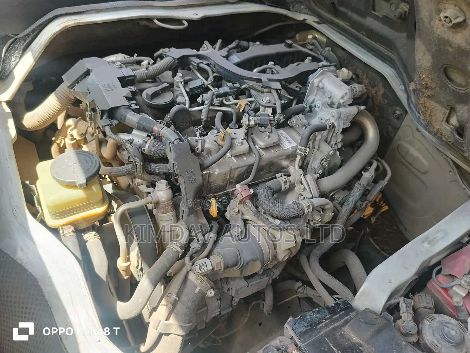 Toyota HiAce 2019 White