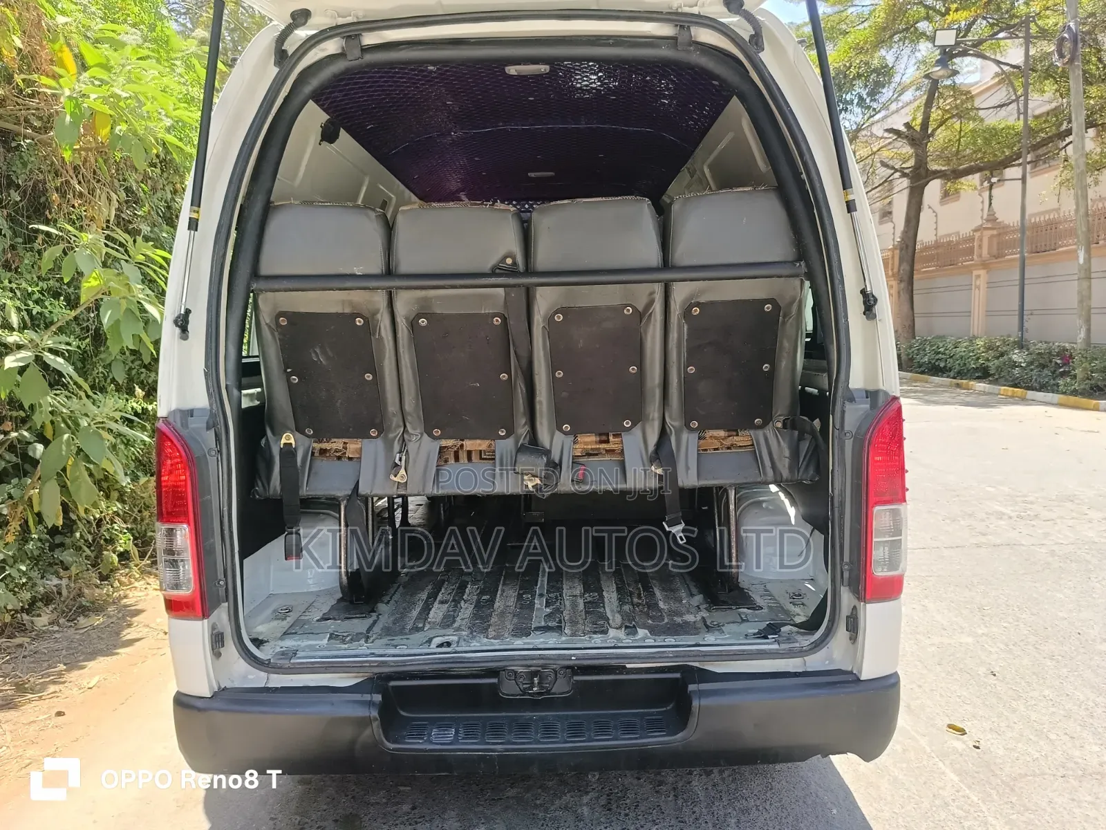 Toyota HiAce 2019 White