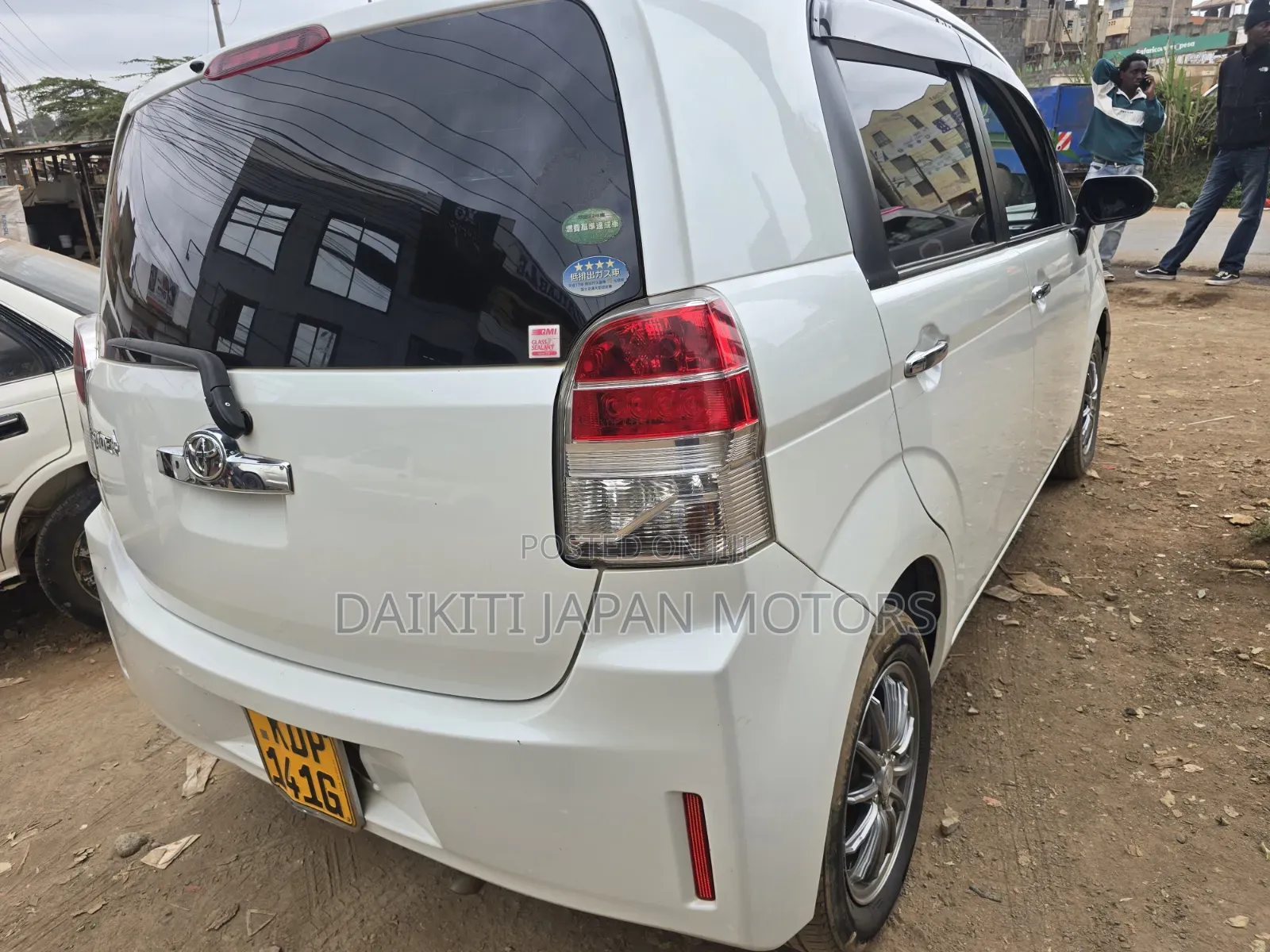 Toyota Spade 2017 Pearl