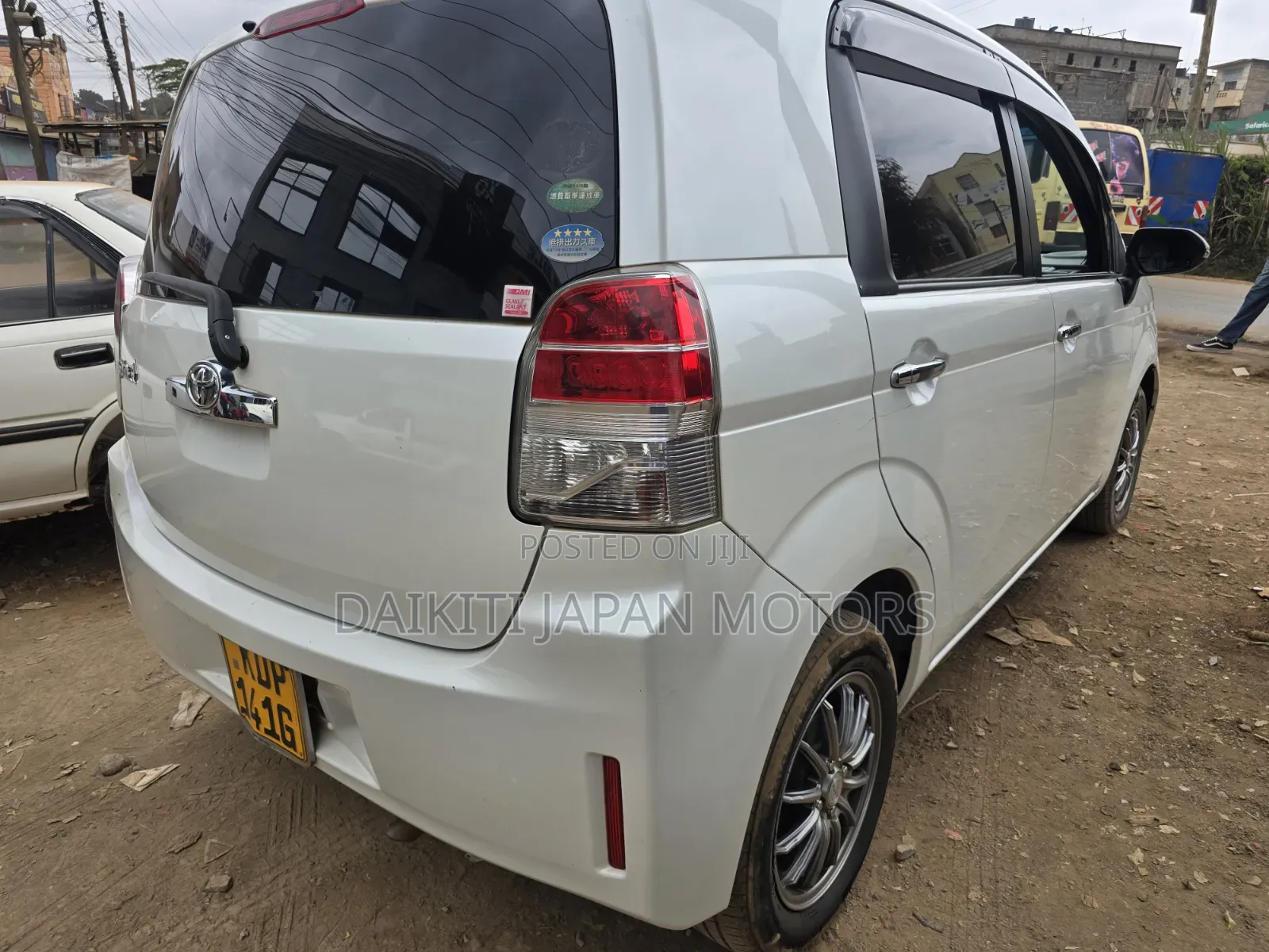 Toyota Spade 2017 Pearl
