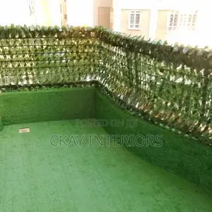 Stylish Artificial Hedge Fencing With Artificial Fence