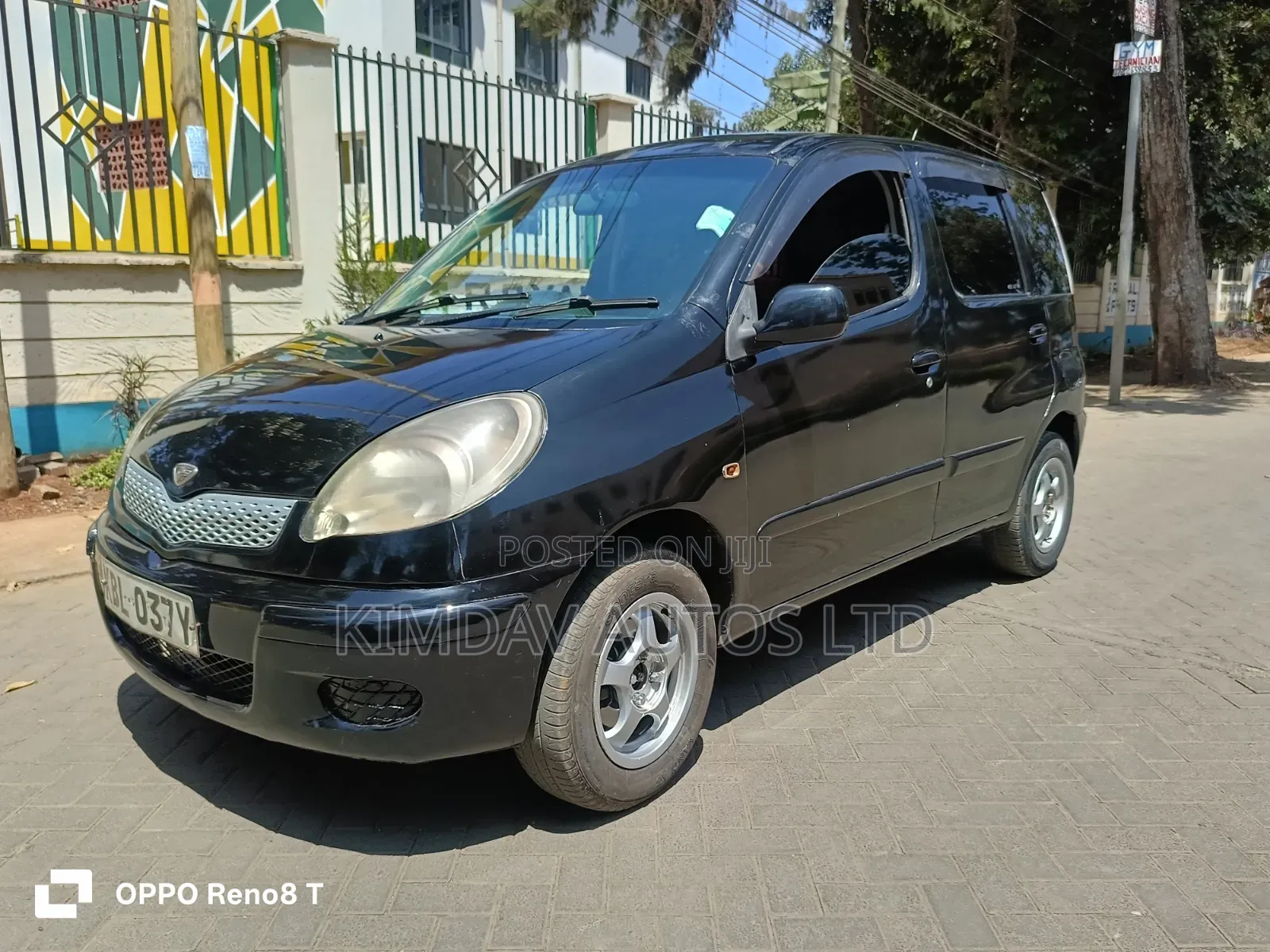 Toyota Fun Cargo 2003 Black