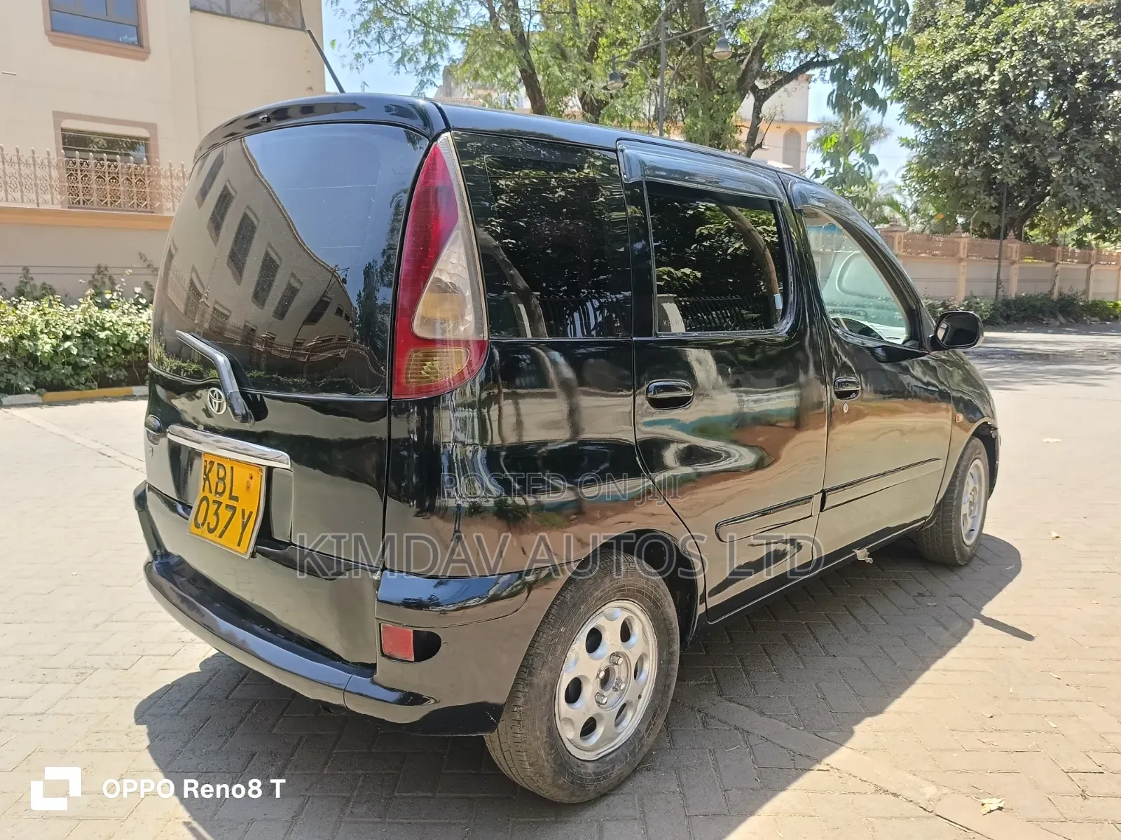 Toyota Fun Cargo 2003 Black