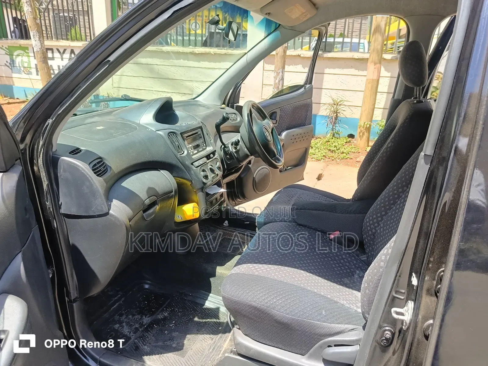 Toyota Fun Cargo 2003 Black