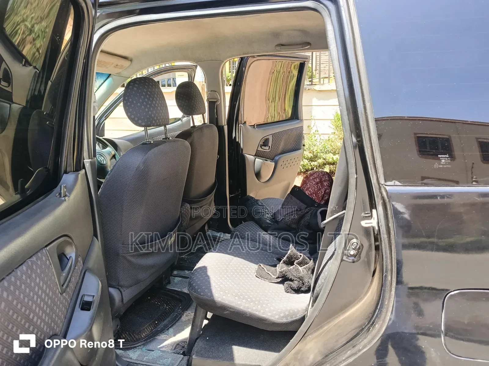 Toyota Fun Cargo 2003 Black