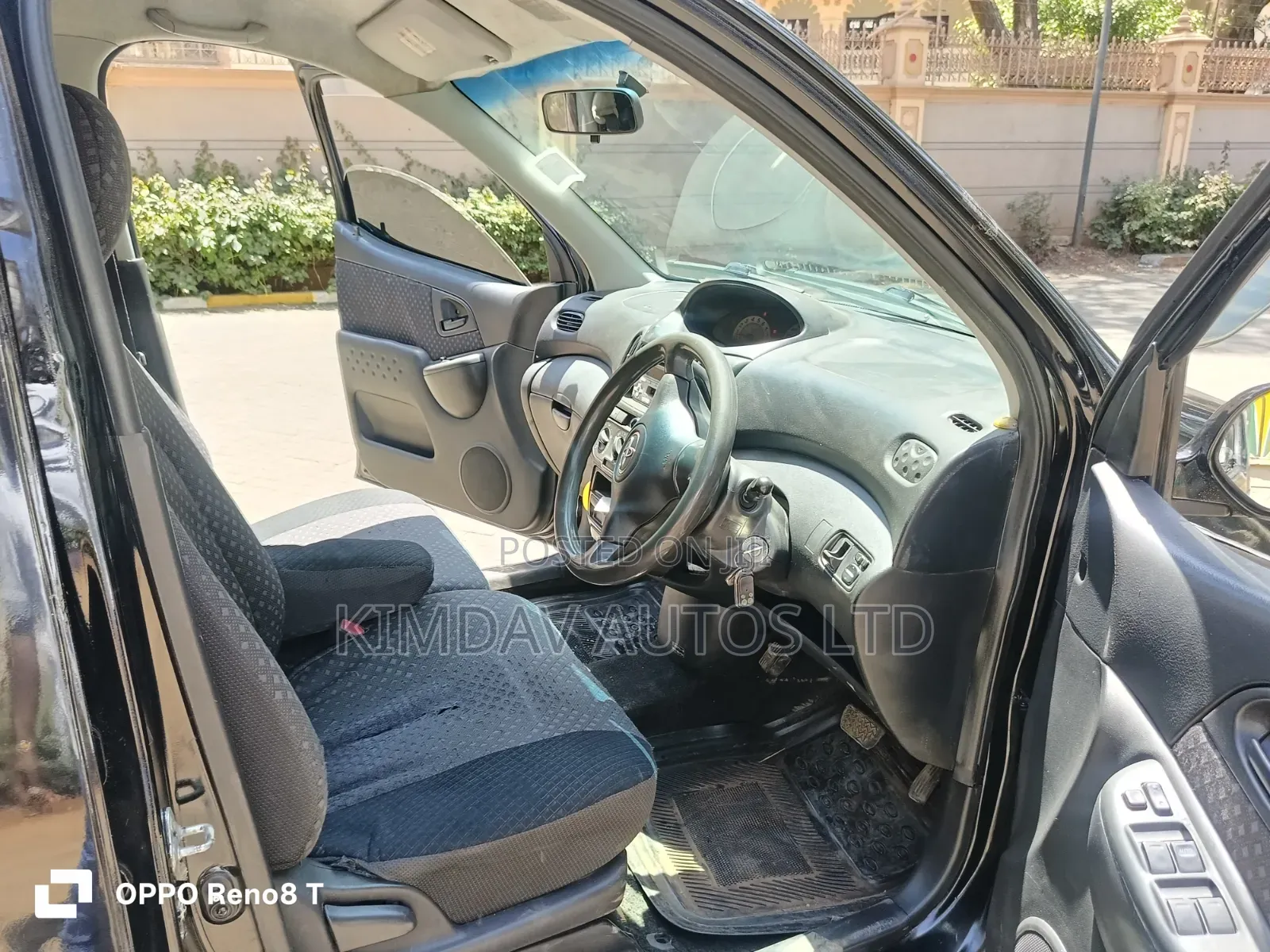 Toyota Fun Cargo 2003 Black