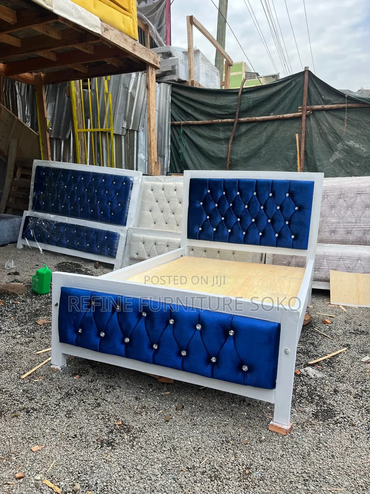 Blue Mocket Bed 5x6 and 6x6 Available
