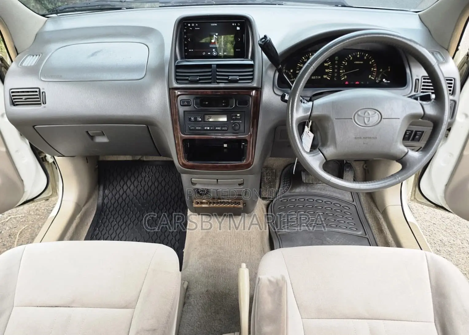 Toyota Gaia 2000 Pearl