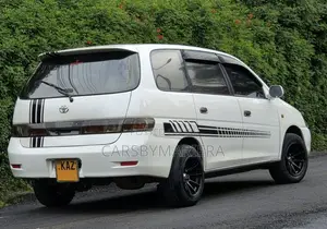 Toyota Gaia 2000 Pearl