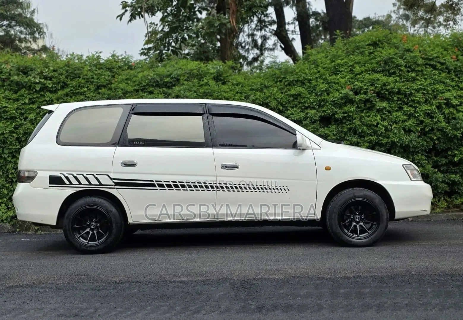 Toyota Gaia 2000 Pearl