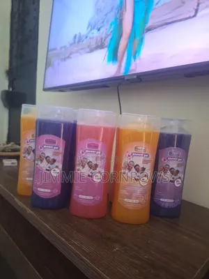 Marie Cleans Shower Gels